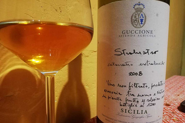 Winzer Manfredi Guccione aus Sizilien | Stralustro